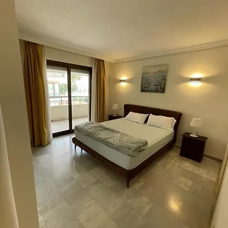 Apartment En La Playa Marbella
